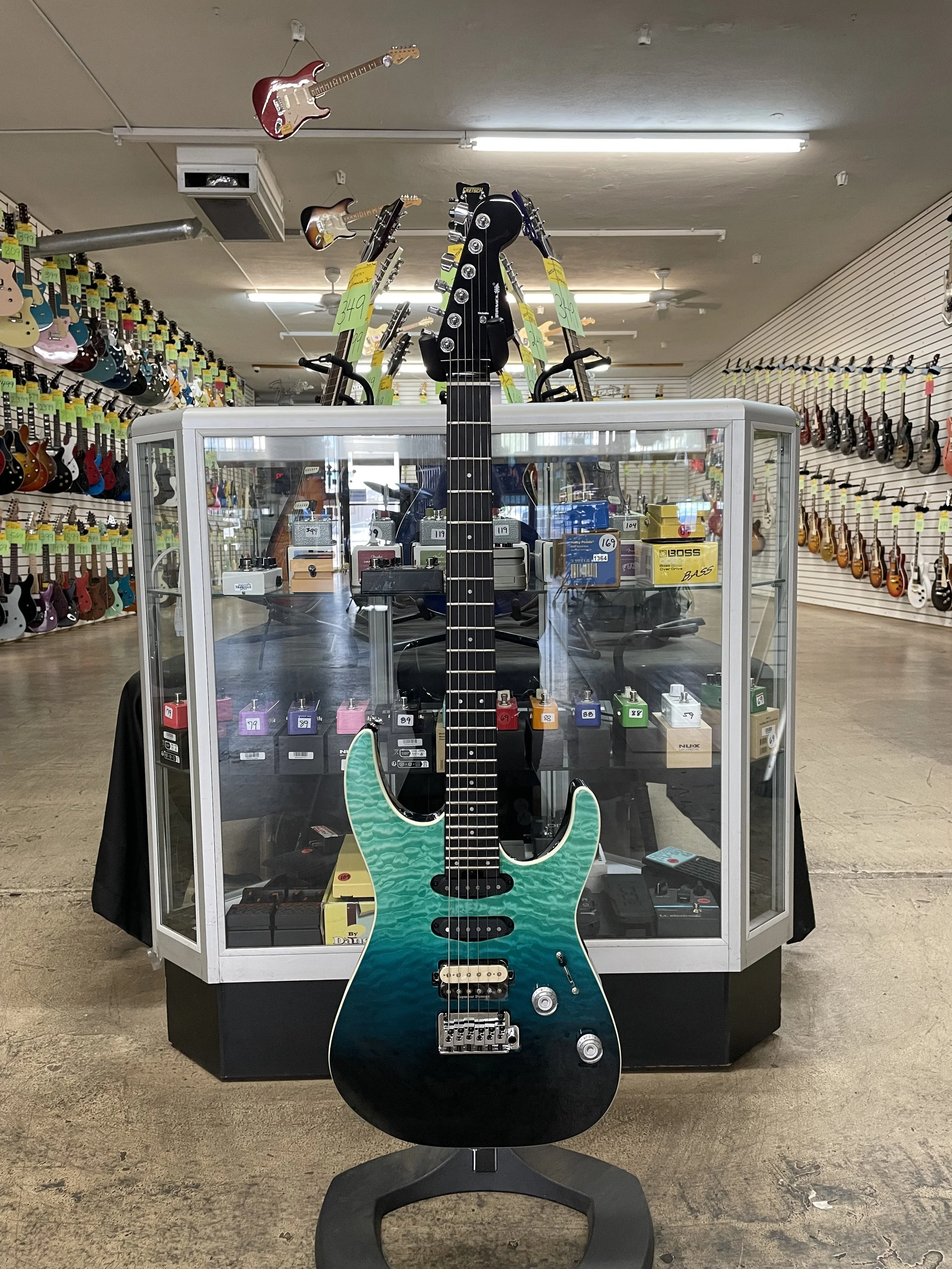 New Arrivals — Bizarre Guitar
